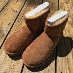 Brand new never-worn Uggs!